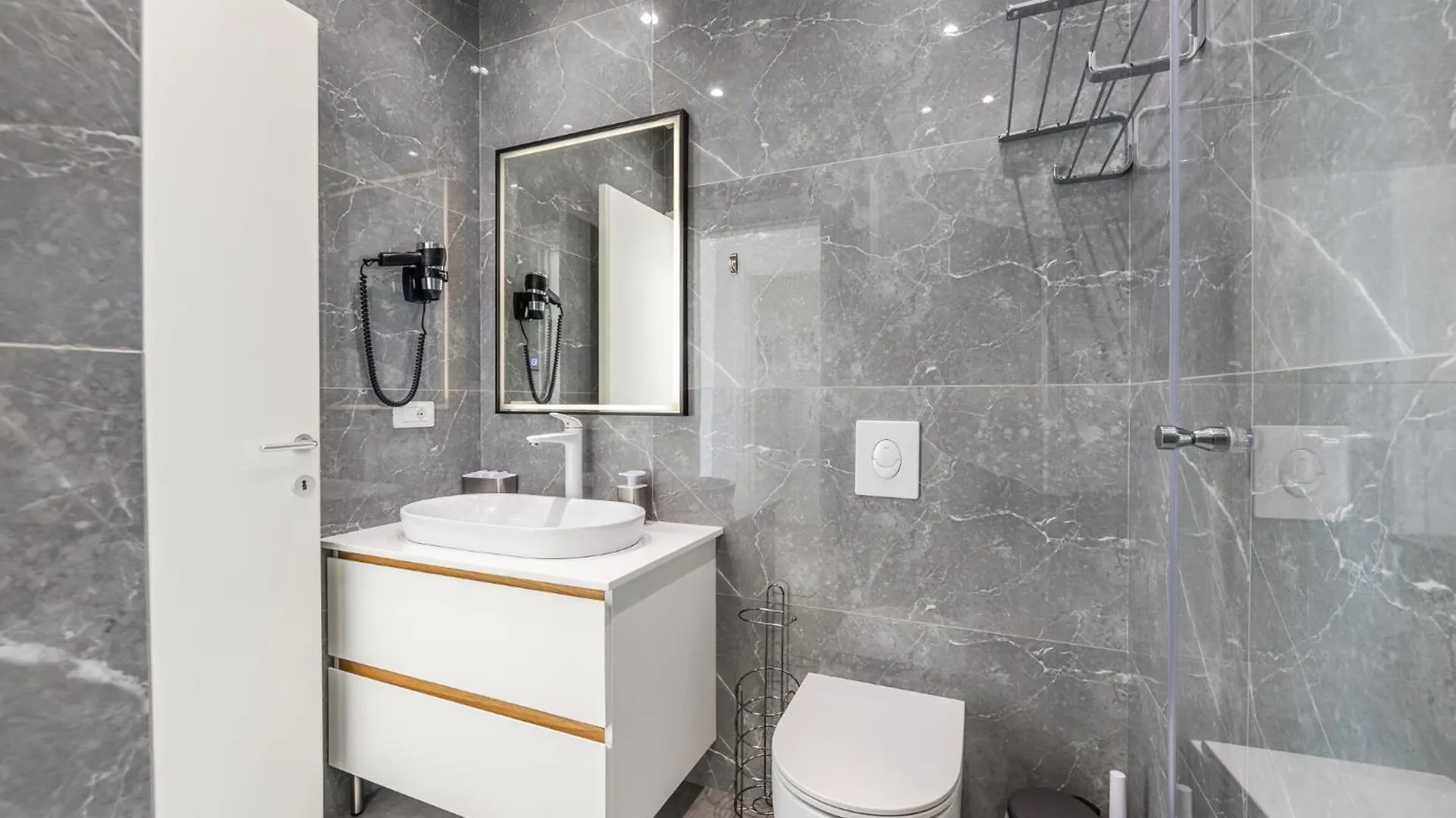 Villa Dea Green Coast 166C Himare Apartment